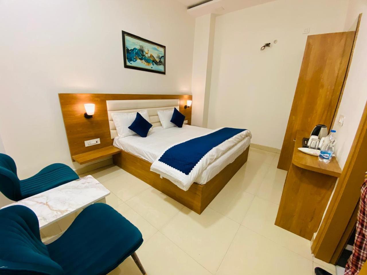 Hotel Ry Luxuries 3*