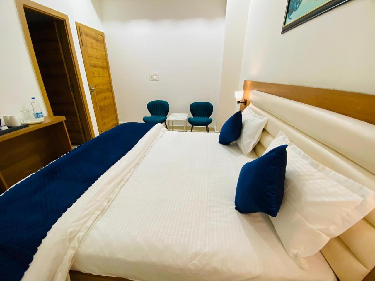 Ry Luxuries Amritsar