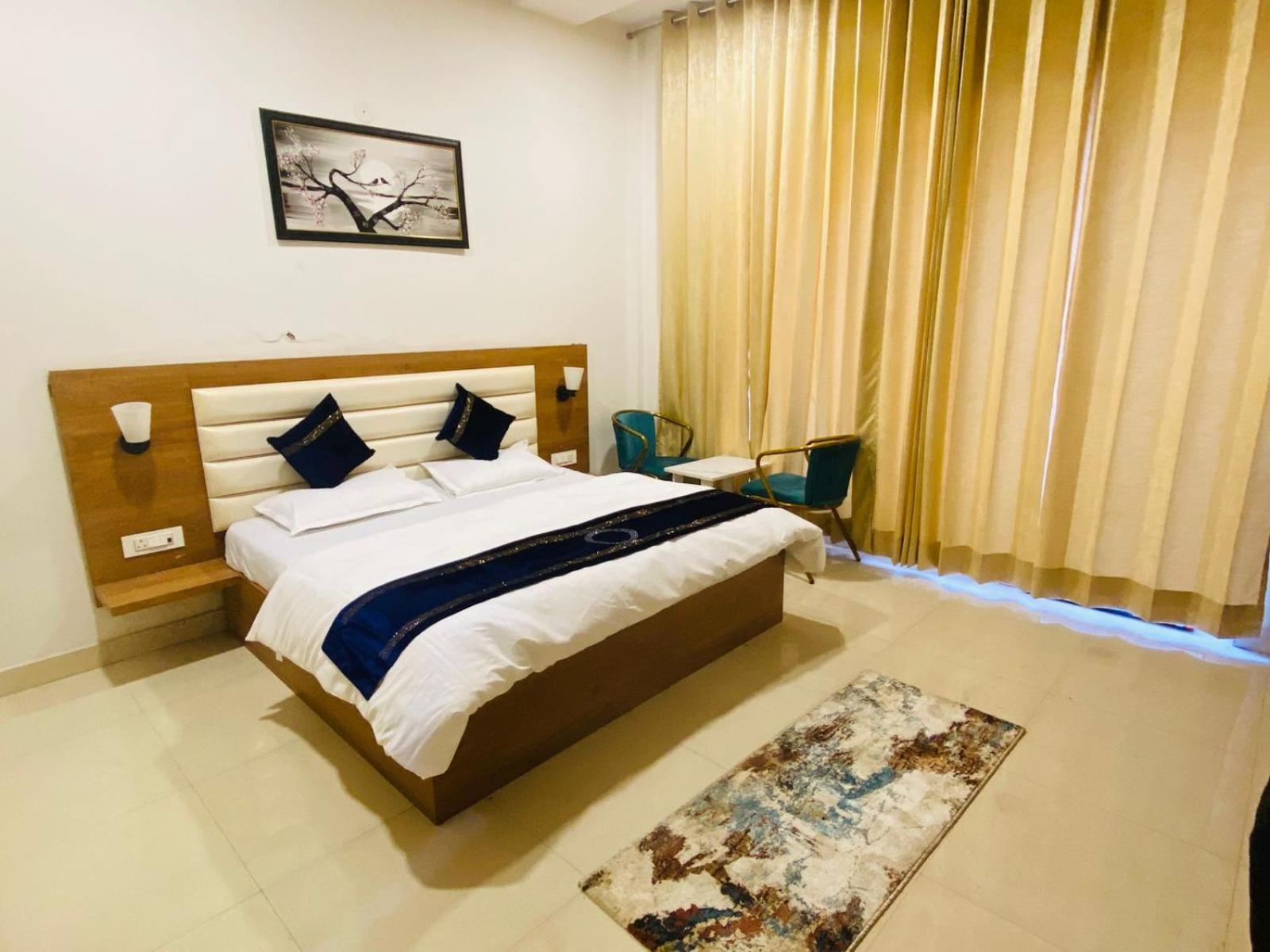 Ry Luxuries 3*