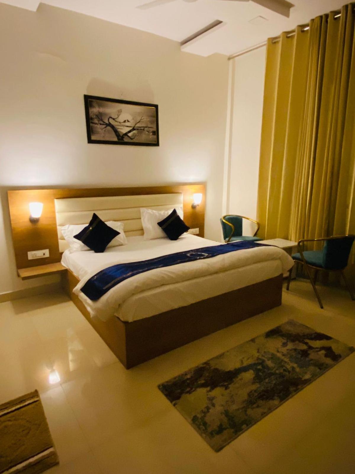 Hotel Ry Luxuries 3*