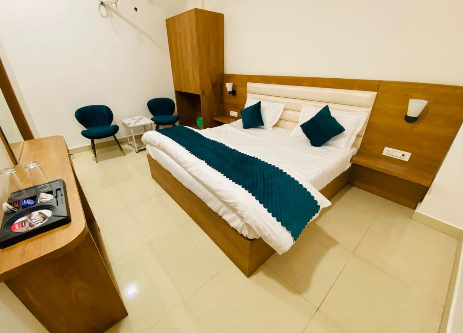 Hotel Ry Luxuries